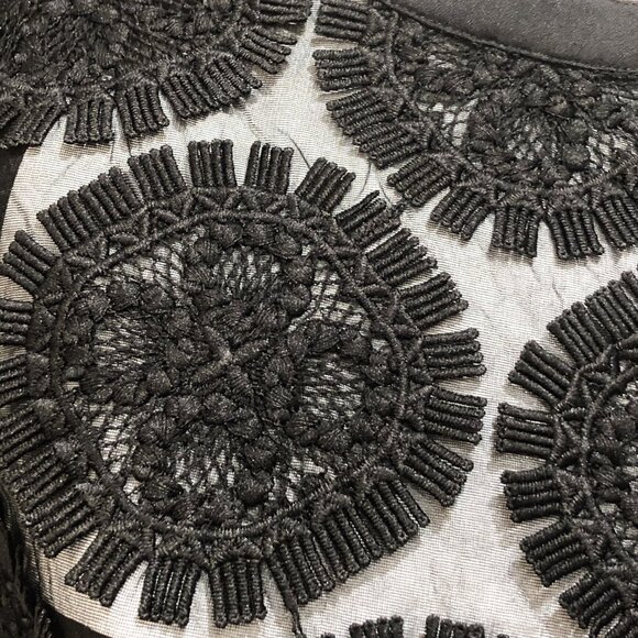 GRACIA Fringed Lace Rosettes Short Sleeves Cropped Black Blouse Size S NEW w Tag - Picture 5 of 7